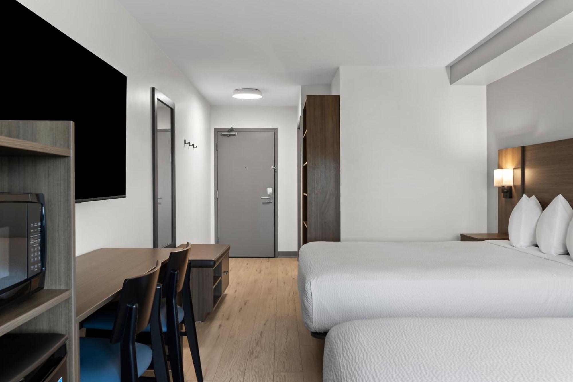 Days Inn By Wyndham Steinbach Buitenkant foto