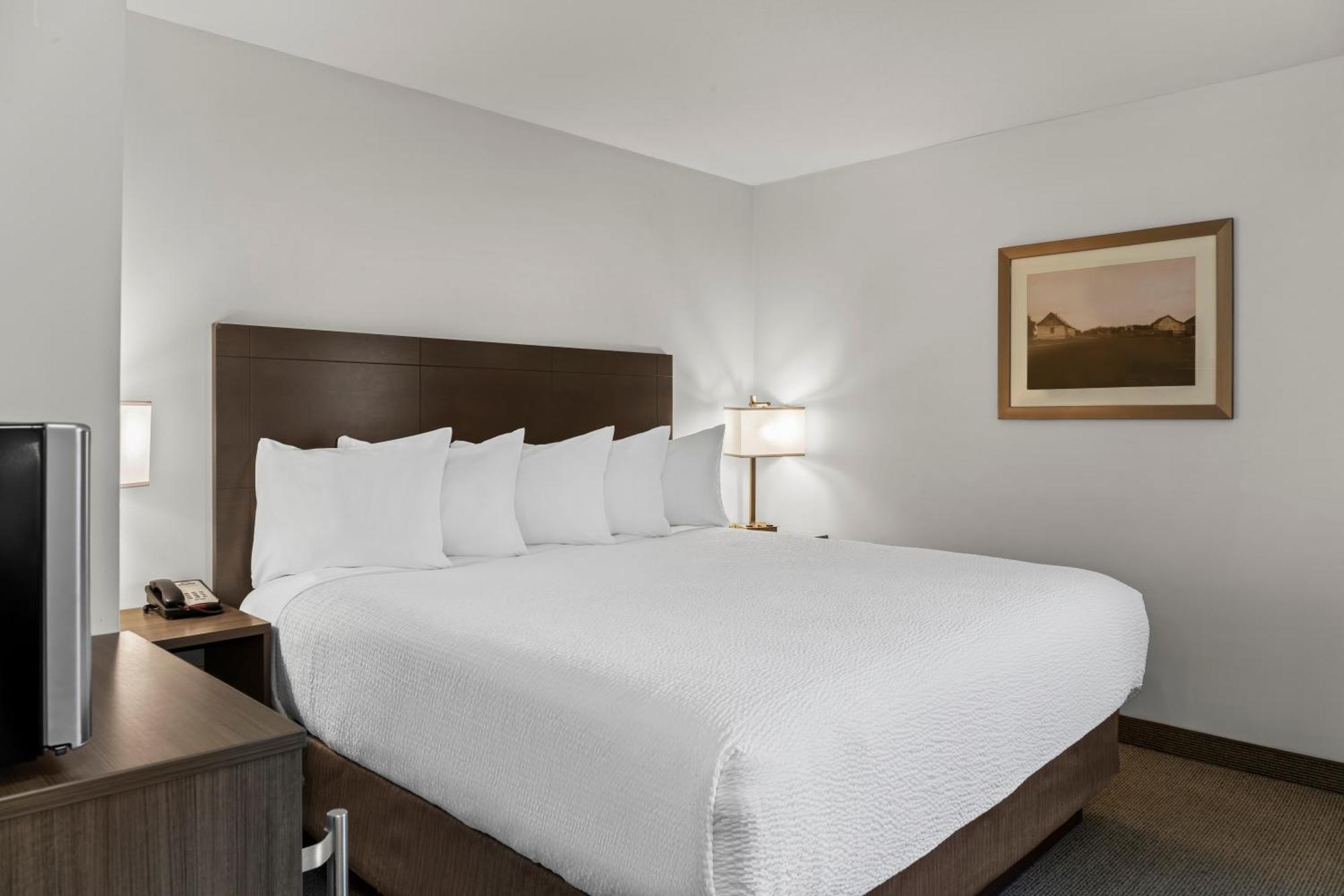 Days Inn By Wyndham Steinbach Buitenkant foto